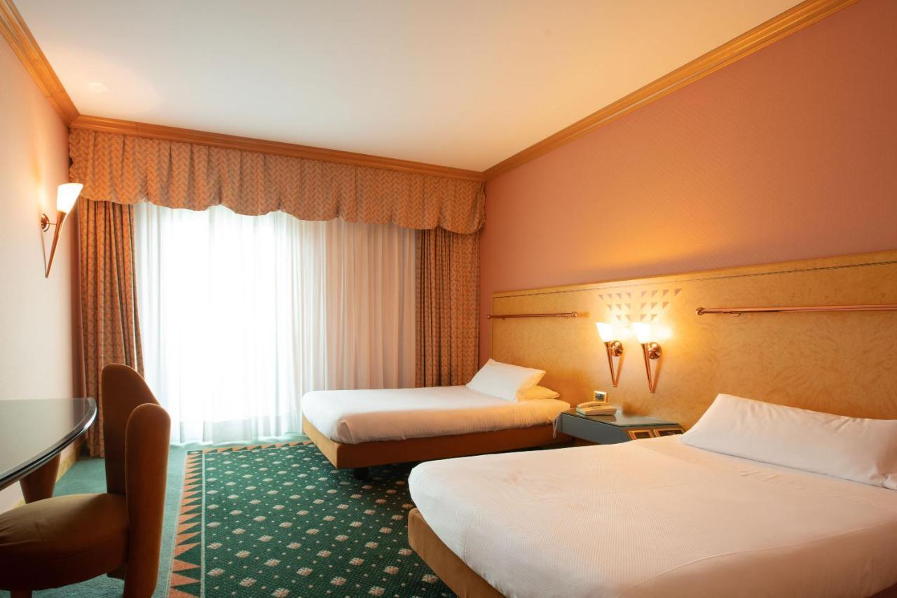 SHG Hotel Antonella Pomezia Esterno foto